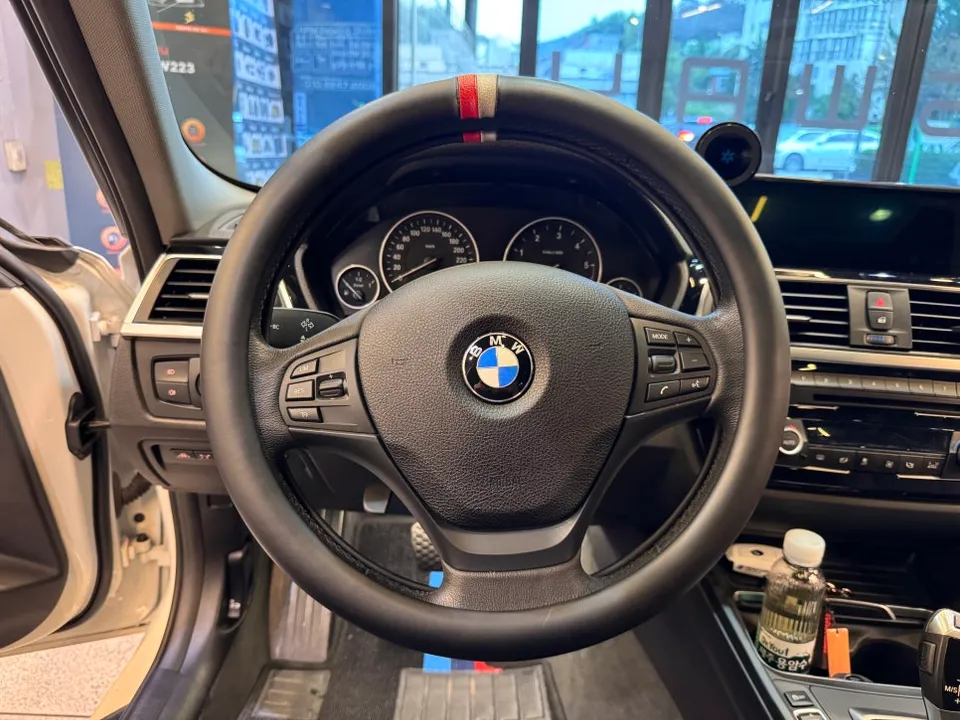 BMW 3 Series G20 steering wheel - BMW 3 Series G20 Steering Wheel Customization Review photo 4