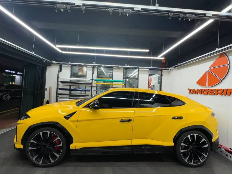 Lamborghini Urus PPF施工事例｜無光フィルムの魅力 施工写真 1-2