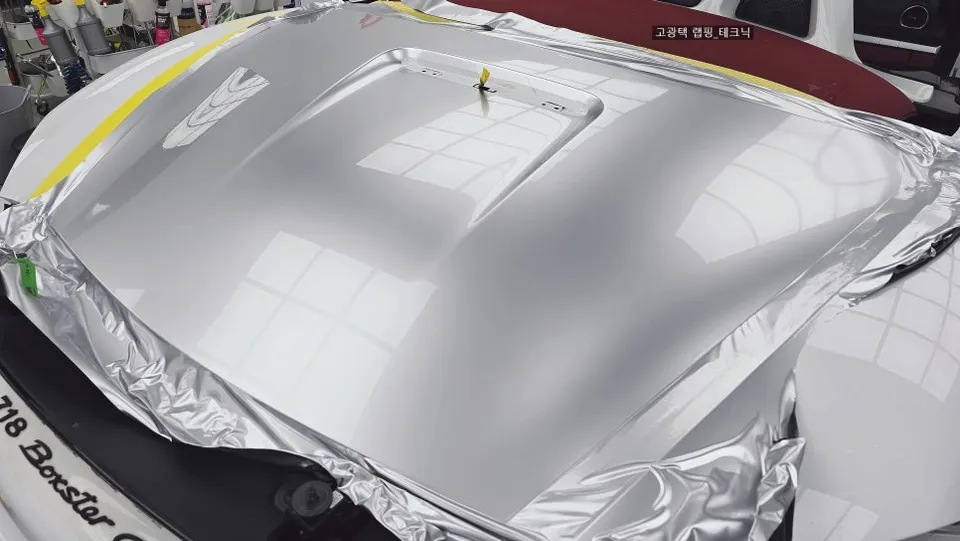 ポルシェ ボクスターのカーラッピング事例|費用目安・仕上がり 施工写真 2-2
