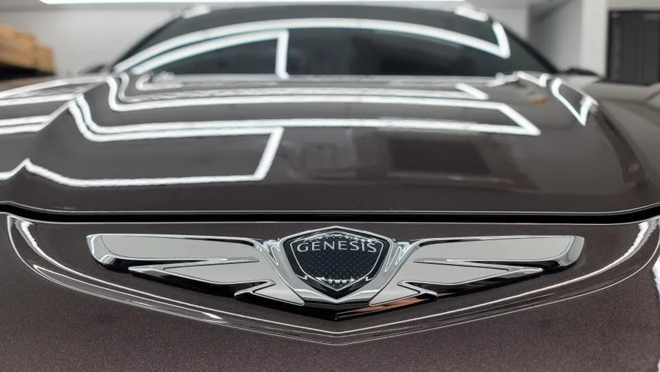 Genesis G80のカーフィルム施工事例|費用目安と仕上がり 施工写真 2-3