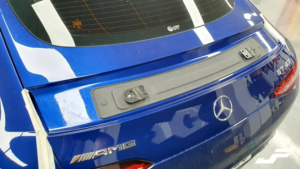 Mercedes-Benz AMG GT 43 カーラッピング事例|費用目安・仕上がり 施工写真 2-2