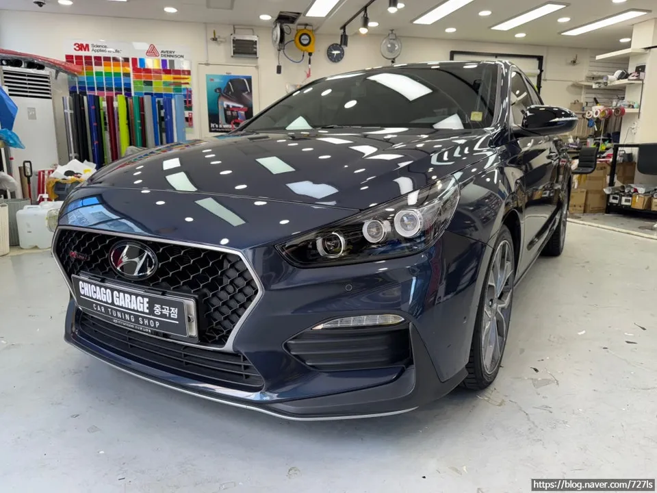 Hyundai i30 vinyl wrap - Hyundai i30 Vinyl Wrap Review: Storm Gray Finish photo 4