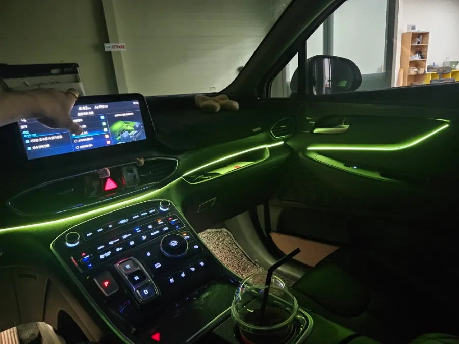 Hyundai Santa Fe TM ambient lighting - Hyundai Santa Fe TM Ambient Lighting Review: Cost & Results photo 4