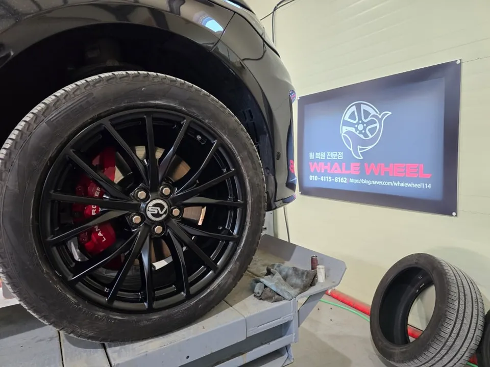 Land Rover Range Rover Sportのホイールリペア・塗装事例 施工写真 4-2
