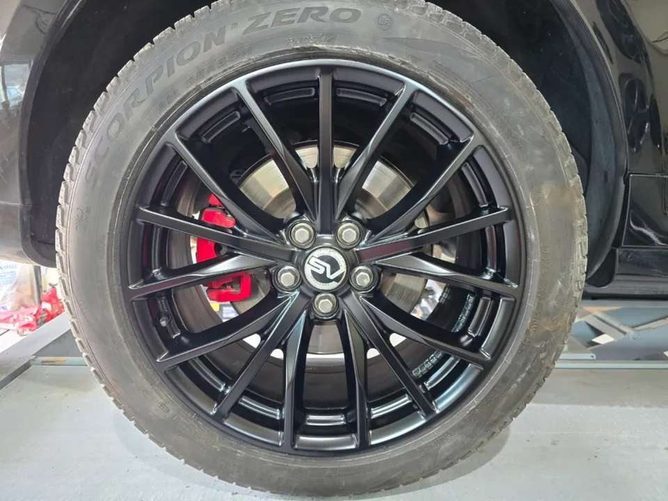 Land Rover Range Rover Sportのホイールリペア・塗装事例 施工写真 1-3