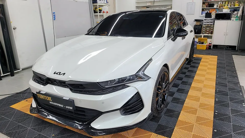 Kia K5 DL3 Vinyl Wrap Review: Stunning Gradient Finish