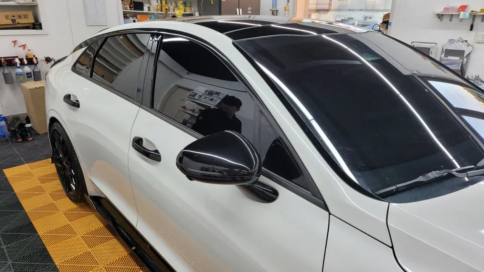 Kia K5 DL3 vinyl wrap - Kia K5 DL3 Vinyl Wrap Review: Stunning Gradient Finish photo 4