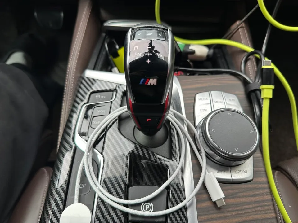 BMW 5 Series G30 steering wheel - BMW 5 Series G30 Custom Steering Wheel Review photo 3
