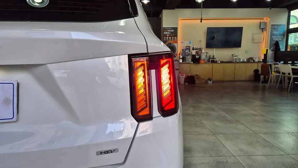 Kia Sorento MQ4 lighting upgrade - Kia Sorento MQ4 Lighting Upgrade Review: Cost & Results photo 4