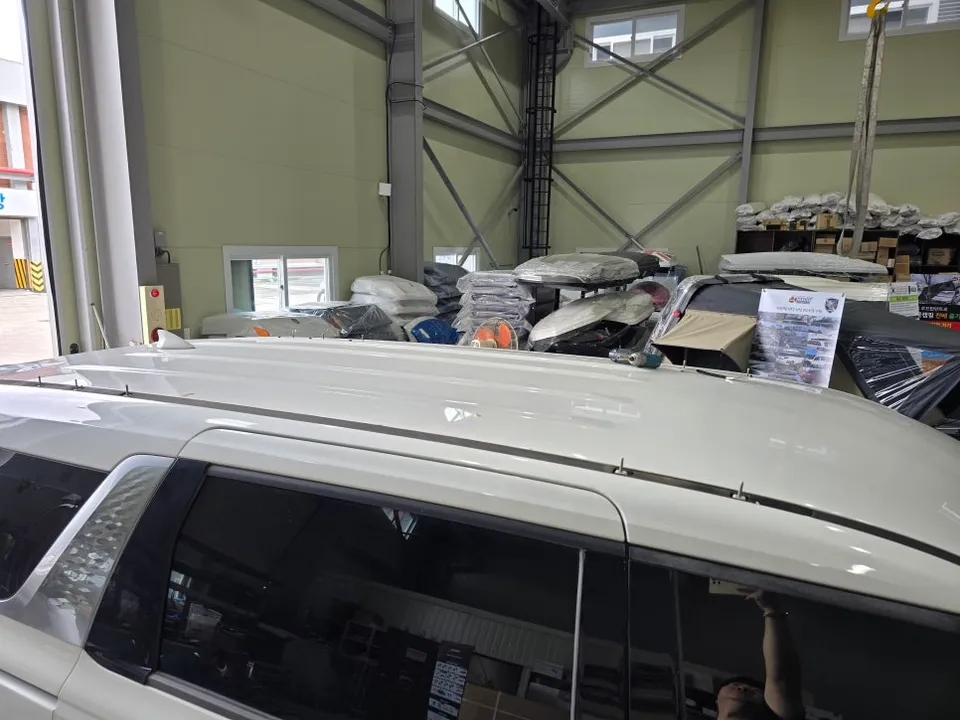 Kia Carnival 4th Gen car accessories - Kia Carnival 4th Gen Car Accessories Installation Review — Cost photo 5