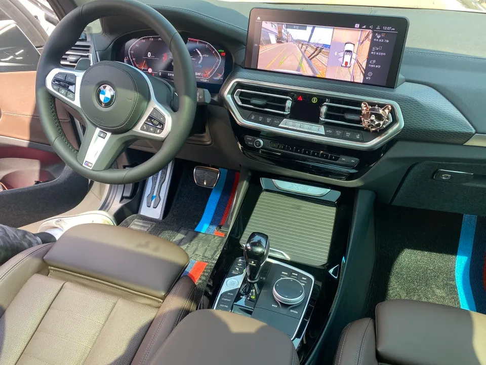 BMW X3のカーラッピング事例｜費用目安・仕上がり 施工写真 2-2