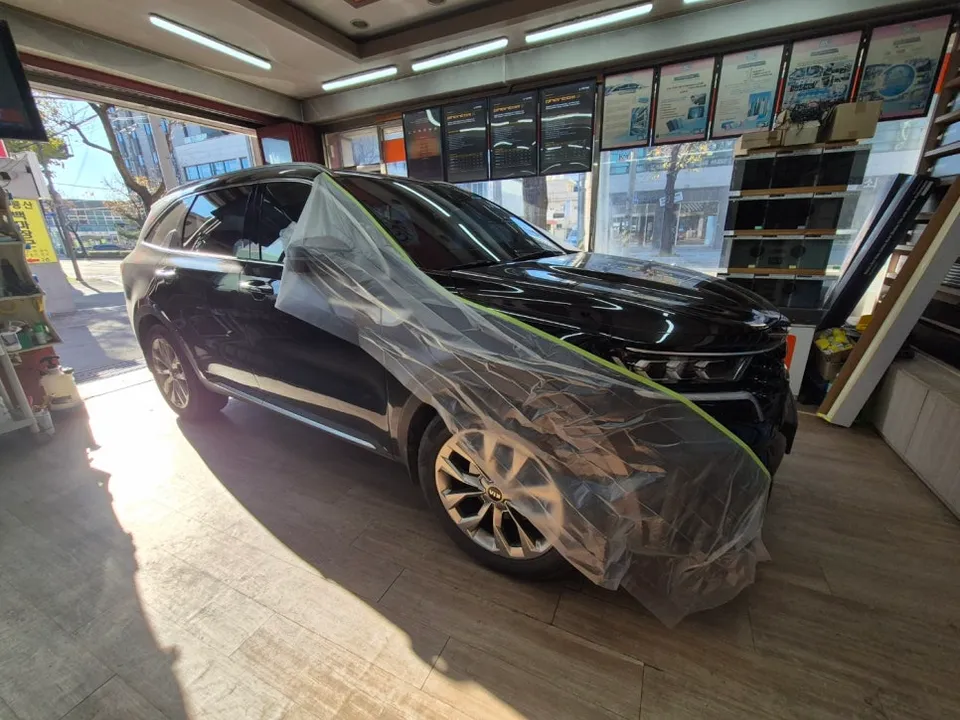 Kia Sorentoのカーフィルム施工事例｜費用目安・仕上がり 施工写真 3-2