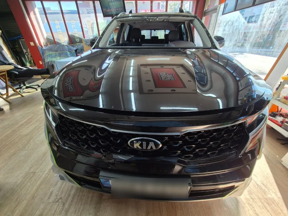 Kia Sorentoのカーフィルム施工事例｜費用目安・仕上がり 施工写真 2-3