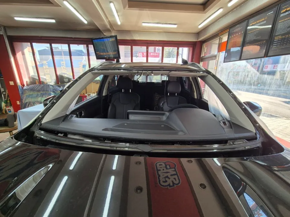 Kia Sorentoのカーフィルム施工事例｜費用目安・仕上がり 施工写真 3-3