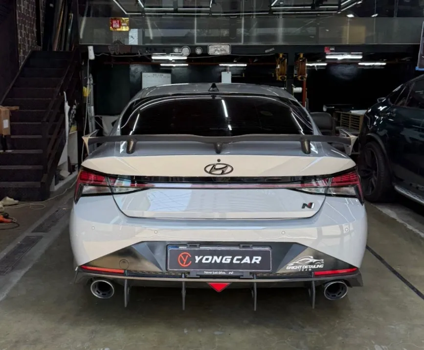 Hyundai Elantra Nのカーラッピング事例｜費用目安・仕上がり 写真
