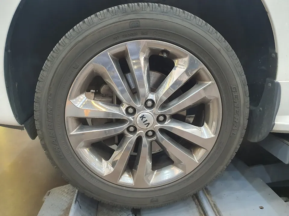 Kia Carnival YP - Kia Carnival YP Performance Upgrade Review — Enhanced Braking photo 3