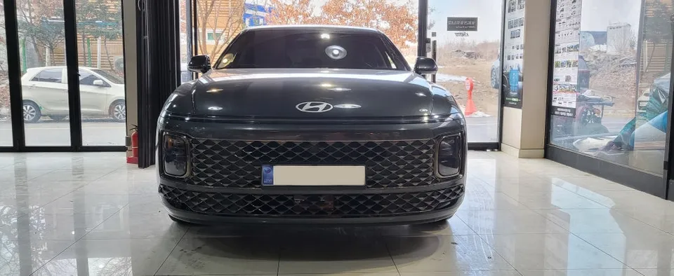 Hyundai Grandeur GN7 dash cam installation result