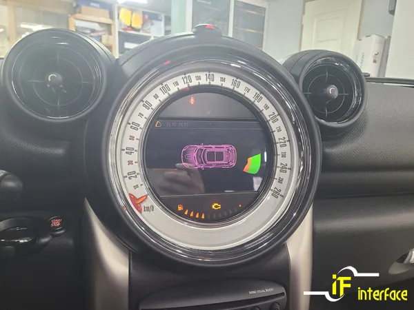 MINI Countryman R60のAndroid Auto・CarPlay取付事例 施工写真 3