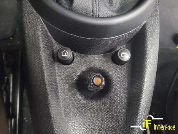 MINI Countryman R60のAndroid Auto・CarPlay取付事例 施工写真 6