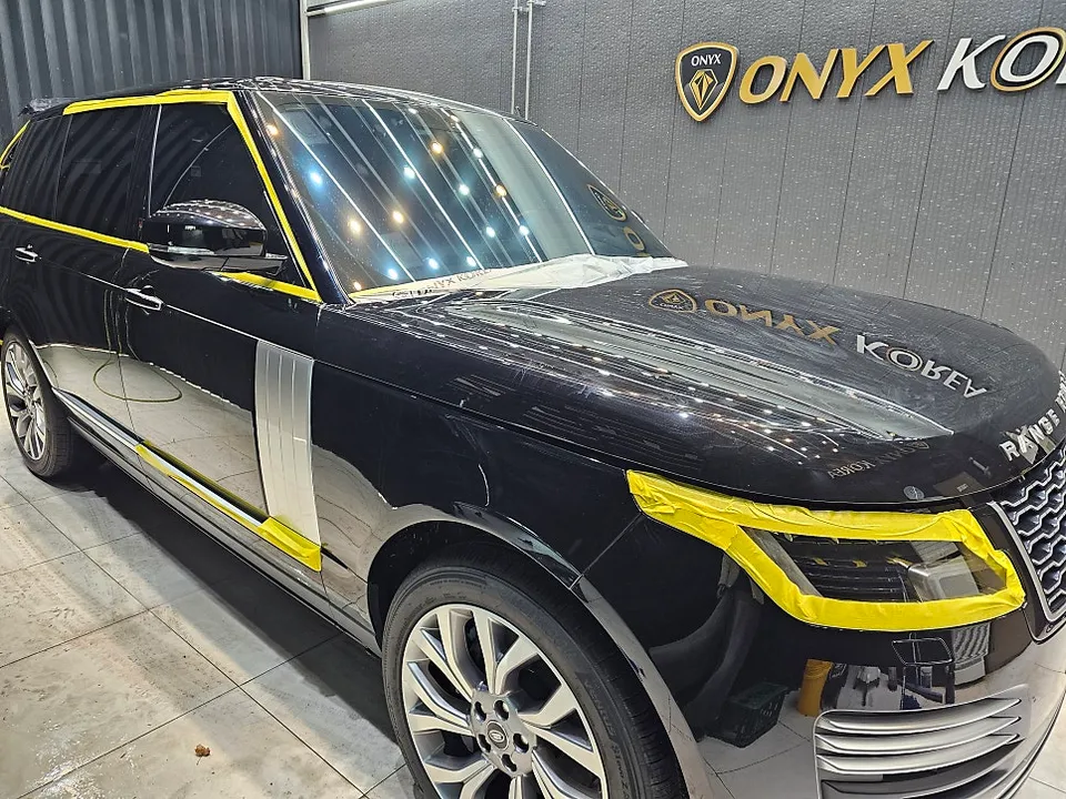 Land Rover Range Rover Vogueのガラスコーティング事例 施工写真 4