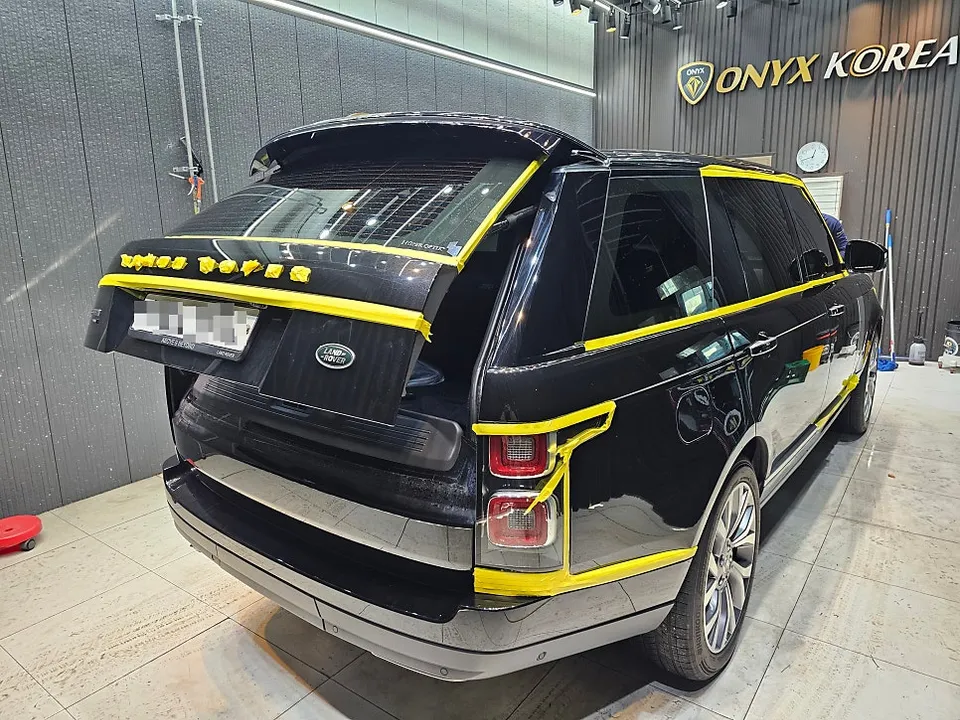 Land Rover Range Rover Vogueのガラスコーティング事例 施工写真 5