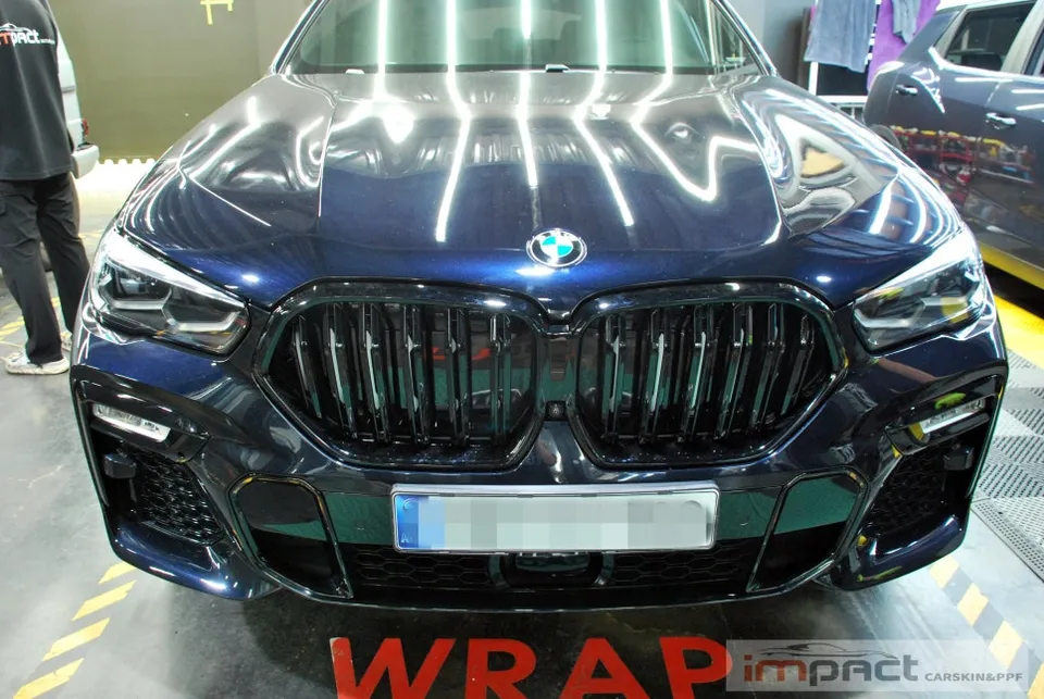 BMW X6のカーラッピング事例｜費用目安・仕上がり 施工写真 2-3