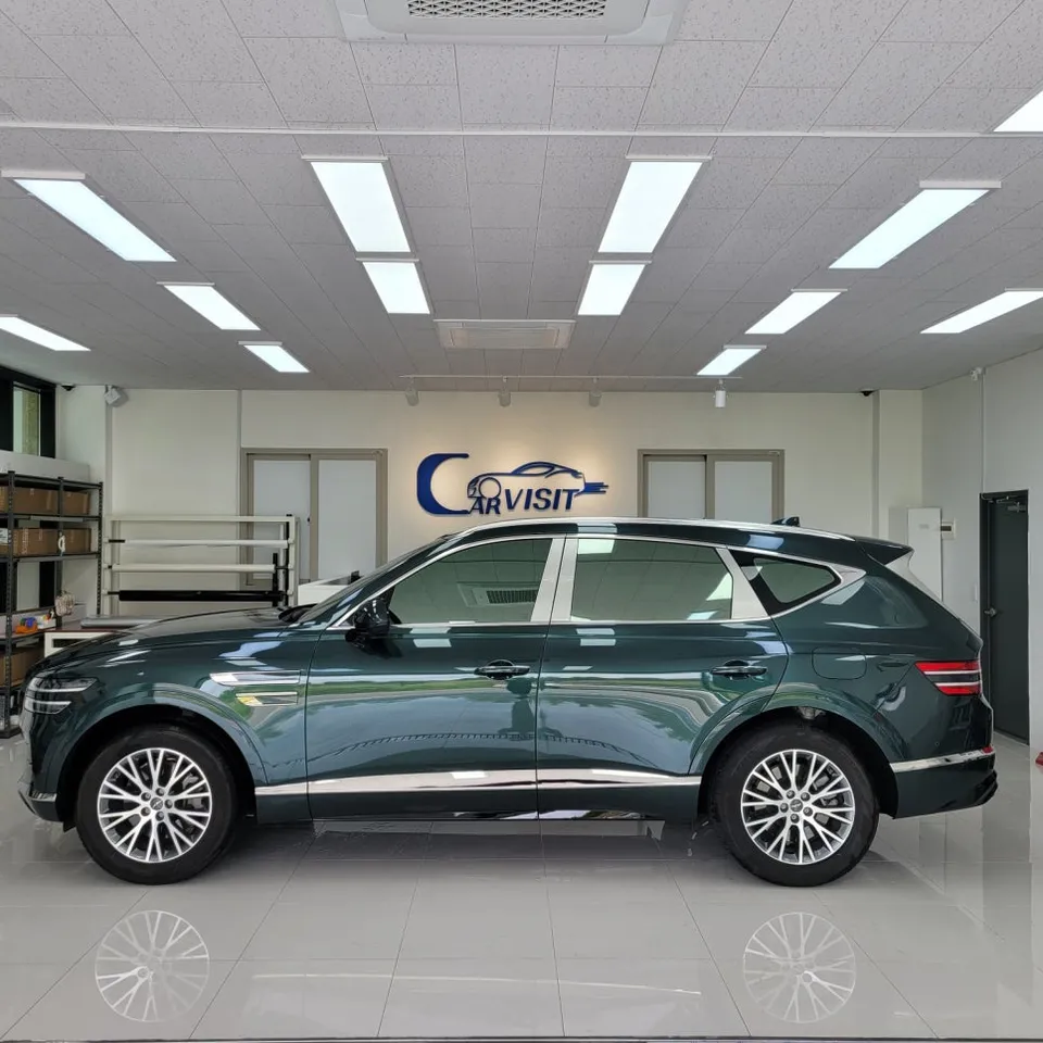 Genesis GV80 Vinyl Wrap Review: Luxury Two-Tone Transformation photo 4