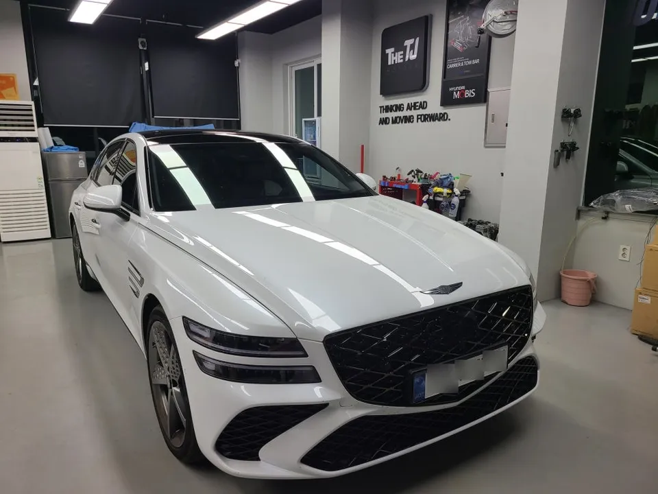 Genesis G80 oem options installation result