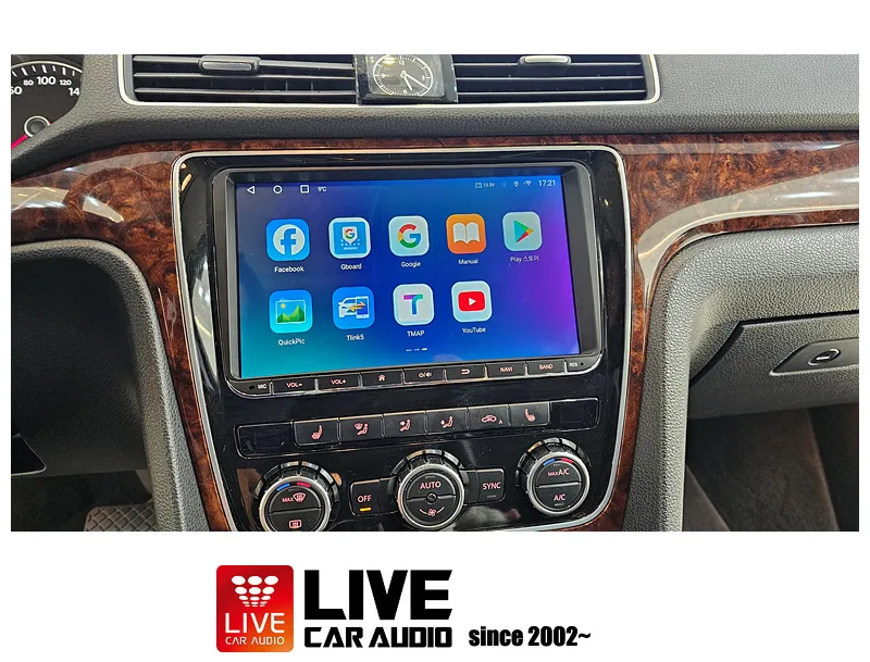 Volkswagen PassatのAndroid Auto・CarPlay取付事例 施工写真 4-1
