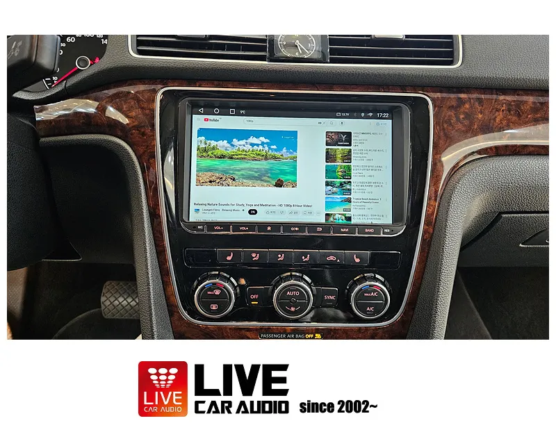 Volkswagen PassatのAndroid Auto・CarPlay取付事例 施工写真 3-2