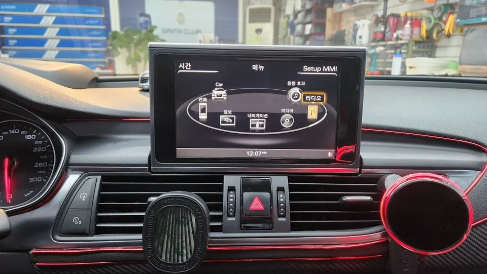 Audi A7 カーラッピング事例|費用目安と仕上がり 施工写真 2-1