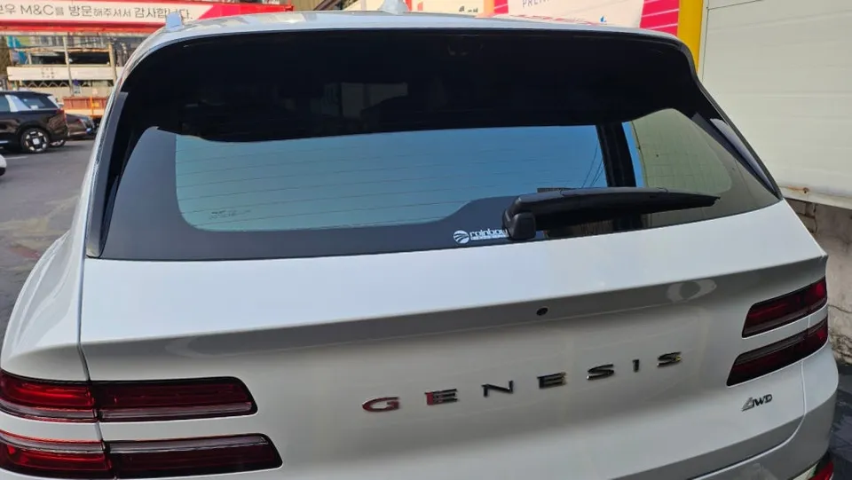 Genesis GV80 カーフィルム施工事例|費用目安と仕上がり 施工写真 2-3