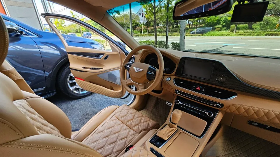 Hyundai Grandeur IG Interior Customization Review — Bentley Style photo 2