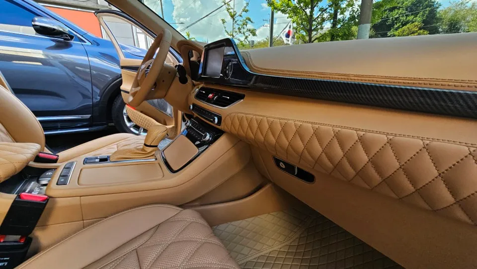 Hyundai Grandeur IG interior customization - Hyundai Grandeur IG Interior Customization Review — Bentley Style photo 3