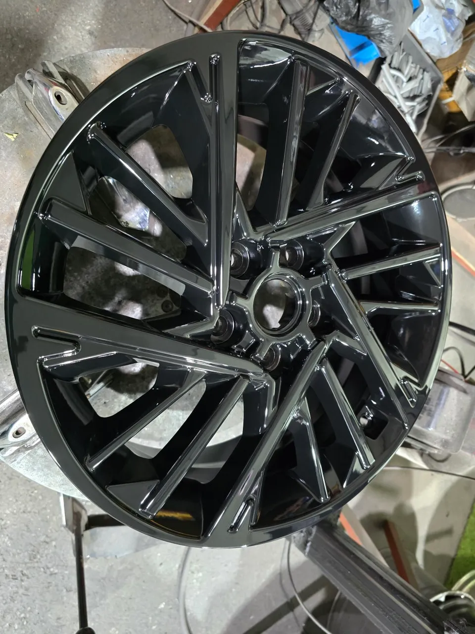 Hyundai Grandeur IGのホイールリペア・塗装事例 写真