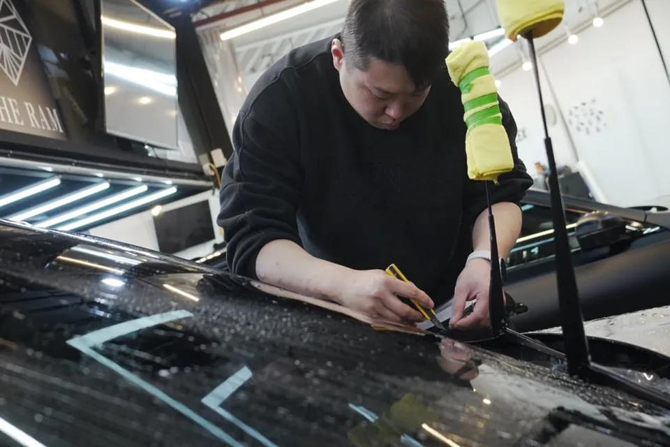 BMW X5 ppf - BMW X5 Paint Protection Film Review — Cost & Results photo 5