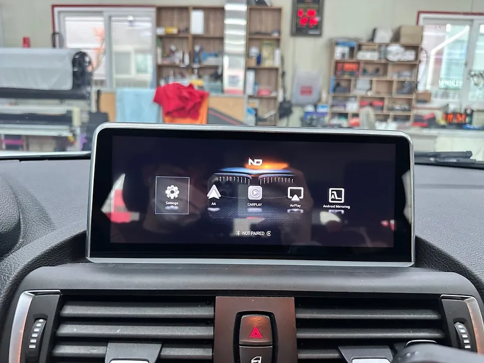 BMW 1 Series F20のAndroid Auto・CarPlay取付事例 施工写真 4-1