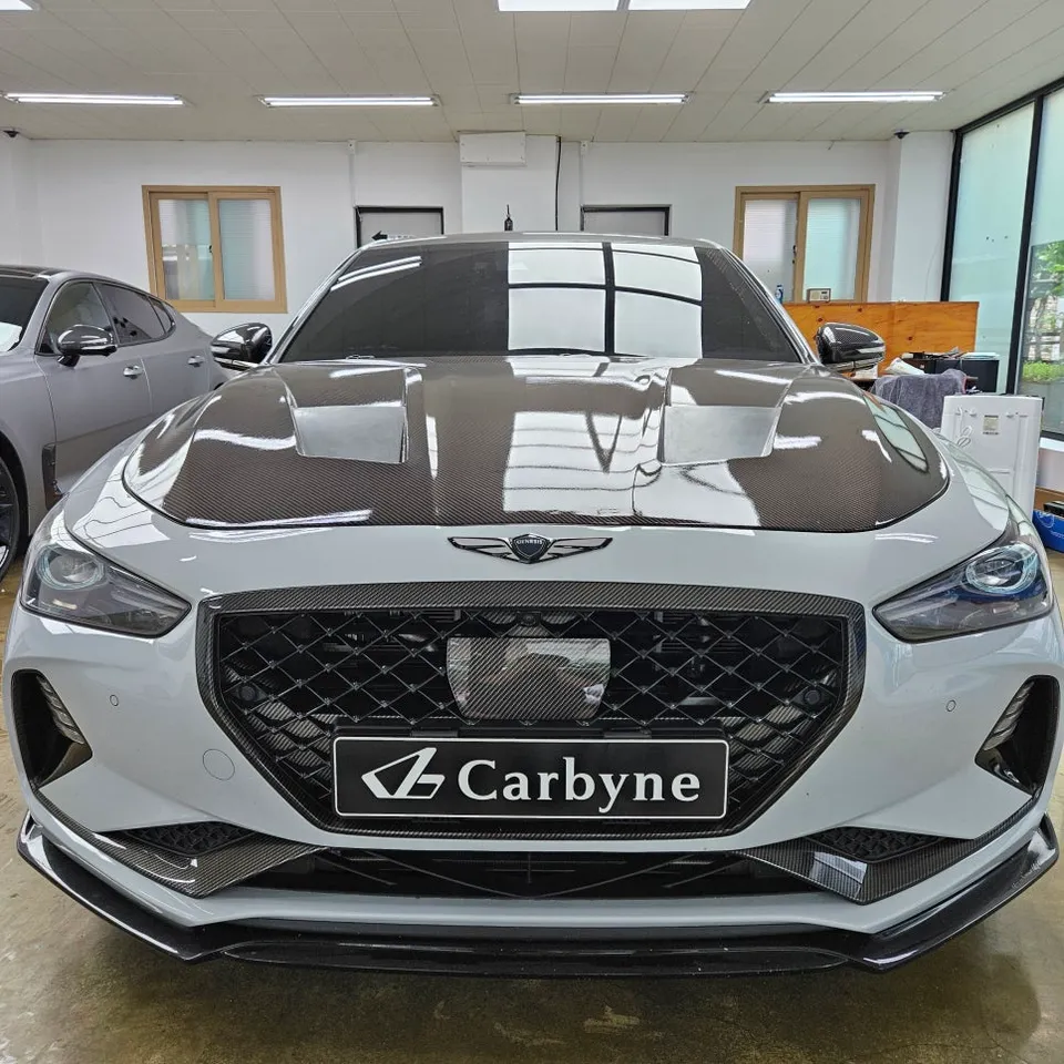 Genesis G70のサテンブラックラッピング事例 写真