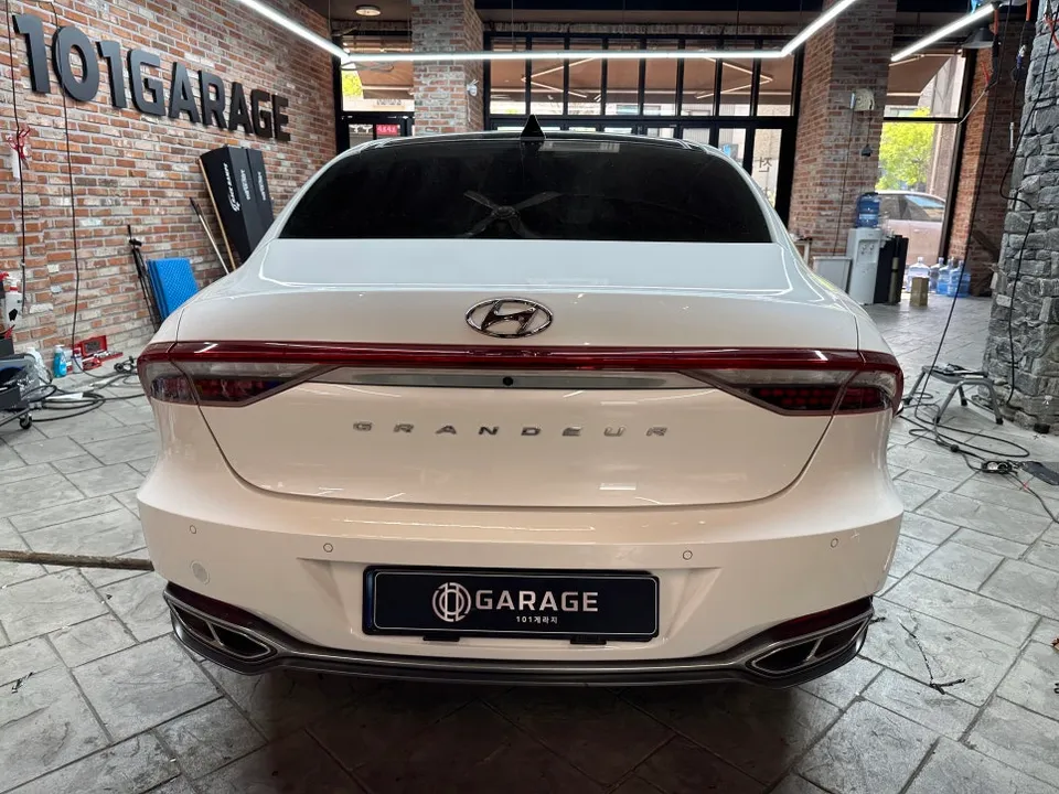Hyundai Azera vinyl wrap review