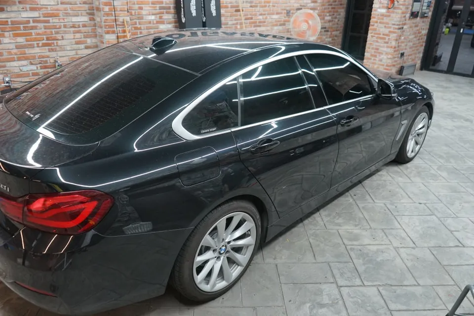 BMW 4 Series vinyl wrap - BMW 4 Series Vinyl Wrap Review: Rock Gray Finish photo 4