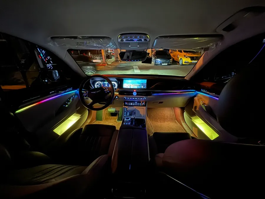 Genesis G90 Ambient Lighting Review: Enhanced Interior LEDs