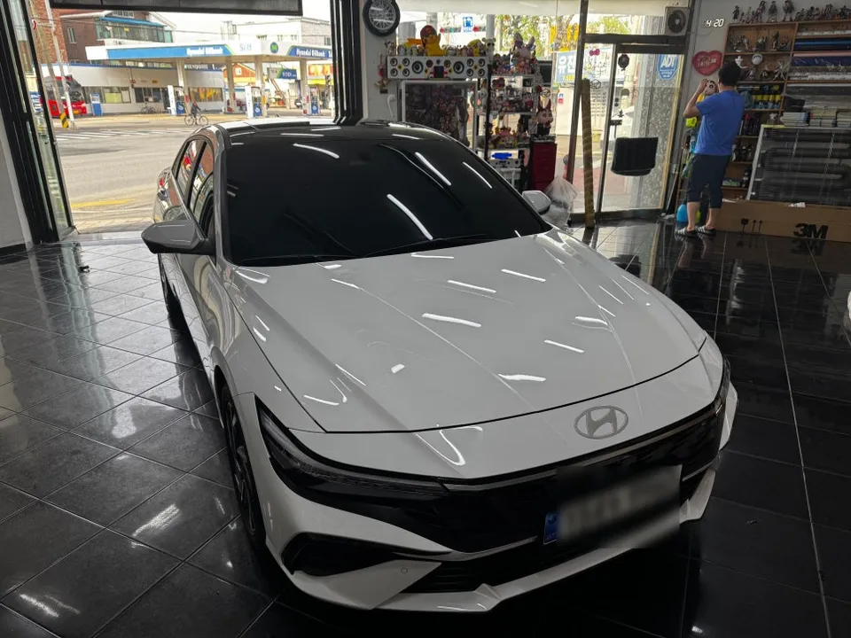 Hyundai Elantra CN7 vinyl wrap - Hyundai Elantra CN7 Vinyl Wrap Review: Cost & Results photo 2