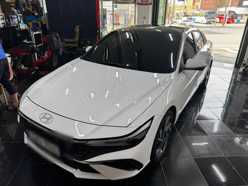 Hyundai Elantra CN7 vinyl wrap - Hyundai Elantra CN7 Vinyl Wrap Review: Cost & Results photo 4