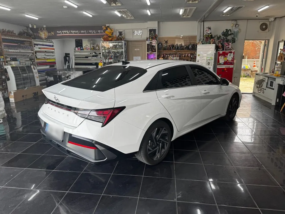 Hyundai Elantra CN7 vinyl wrap - Hyundai Elantra CN7 Vinyl Wrap Review: Cost & Results photo 5