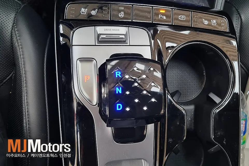 Hyundai Tucson Steering Wheel Customization Review photo 2