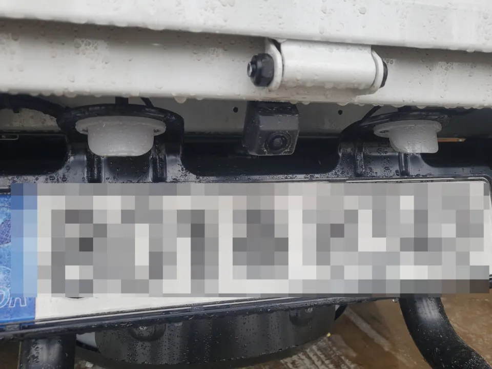Hyundai Porter 2のドライブレコーダー取付事例 施工写真 4-2