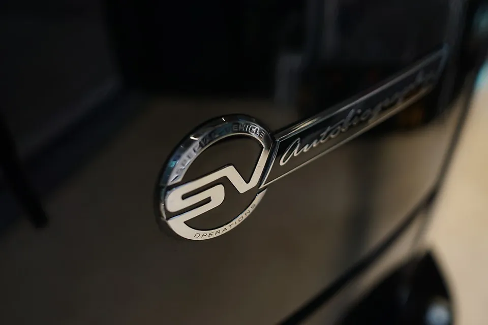 Land Rover Range Rover Vogue Oem Options Review — Cost photo 2