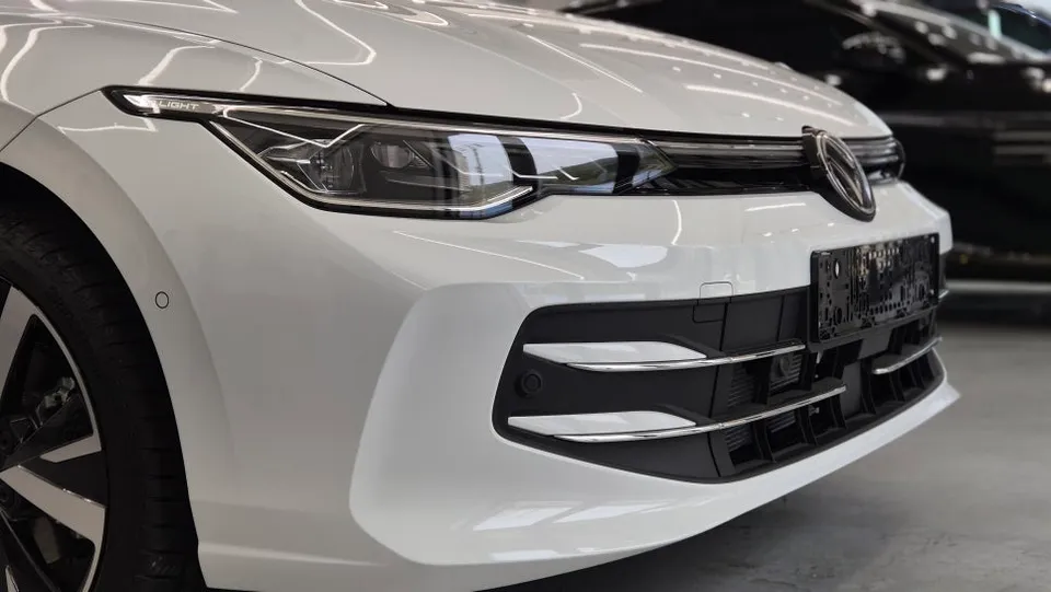 BMW 3 SeriesのPPF施工事例｜費用目安・仕上がり 施工写真 1-1