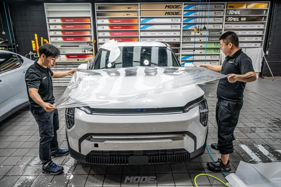 Kia EV3のPPF施工事例|費用目安・仕上がり 施工写真 1-3