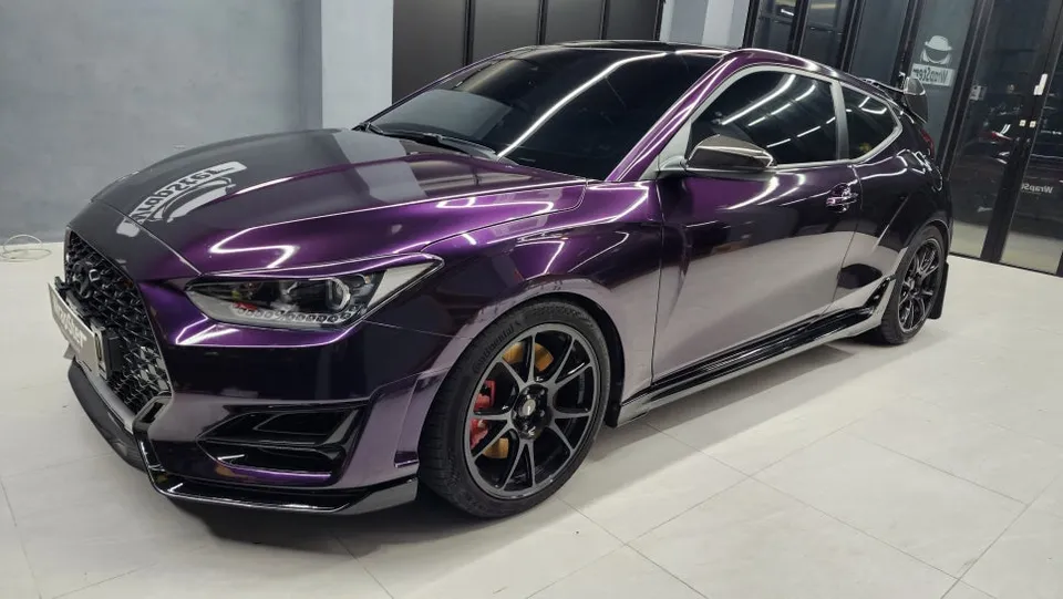 Hyundai Veloster Nのカーラッピング事例|ディープパープル 施工写真 1-3